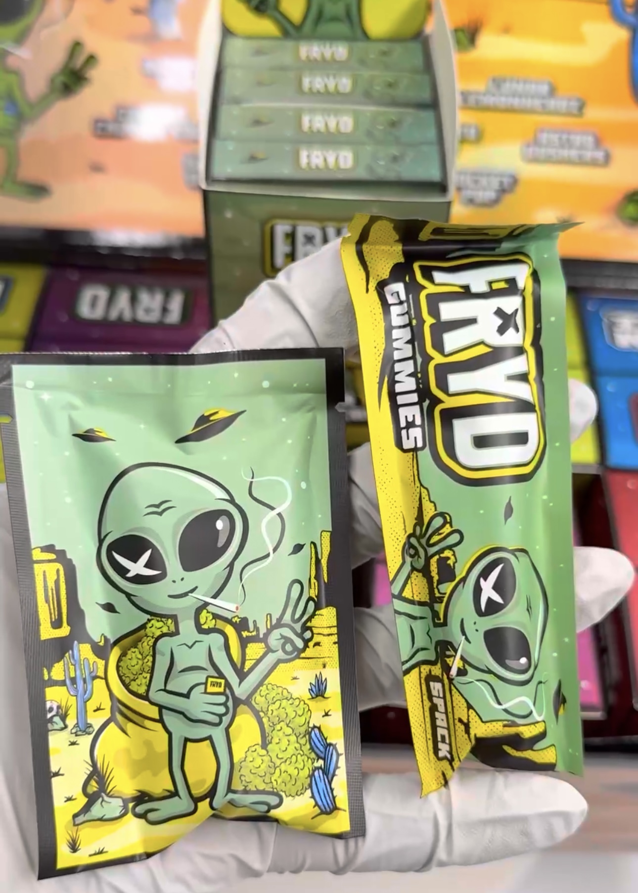 NEW FRYD 3G DISPOSABLE + GUMMIES – LIQUID BATTER + LIVE RESIN - Image 2